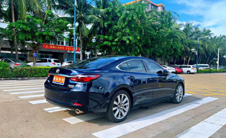 马自达 阿特兹 2020款 2.5l 蓝天运动版