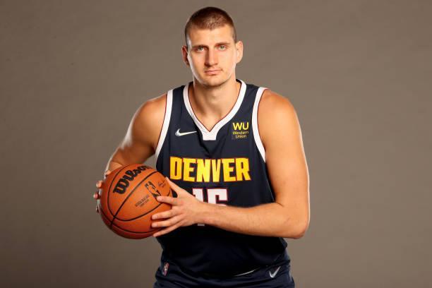 约基奇缺席训练营,因为妻子分娩期临近|丹佛掘金队|圣地亚哥_网易订阅