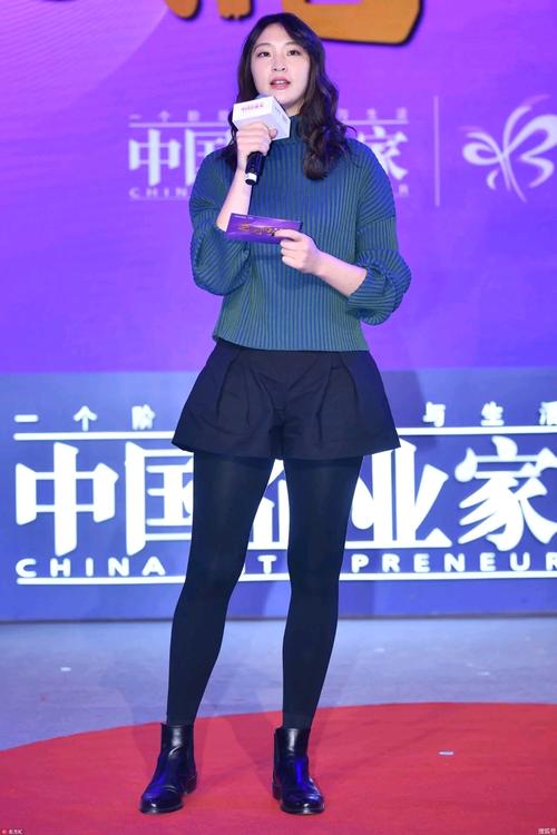 身高192厘米惠若琪,身材高大面条,穿休闲服装很美很好看