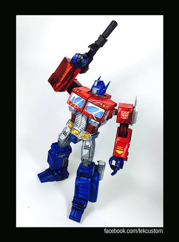 牛人自涂mp10二次元擎天柱