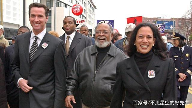 美国第一位当选副总统的女性:卡玛拉·哈里斯(kamala harris)