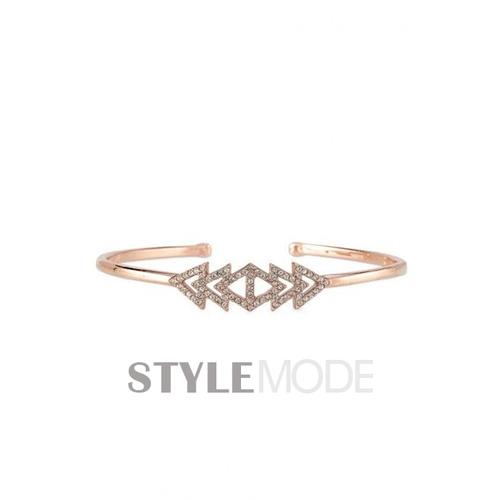 & dot项链推荐单品:stella & dot 耳环推荐单品:stella & dot手镯