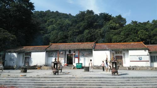 从高州高凉岭看冼太文化