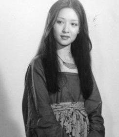 闪婚115天后速离,被前夫骂了四十年,胡因梦离经叛道的情爱往事