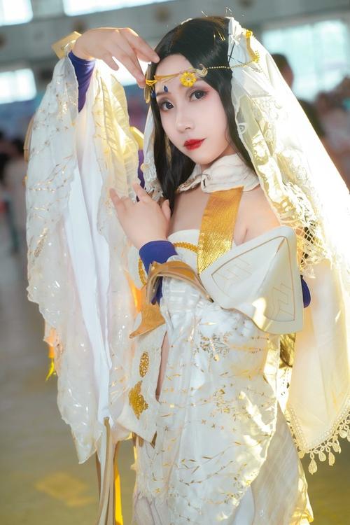 cos赏析:貂蝉异域舞娘