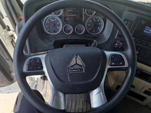 重汽豪沃tx轻量化12方搅拌车内饰配置