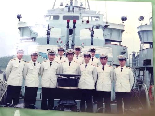 海上敢死队之歌:我的扫雷舰大队和我的军舰