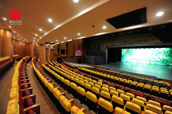 其他 承德大剧院  场馆介绍 分享到: 场馆演出信息 演出名称 演出时间