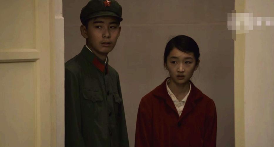周冬雨,窦骁的成名作《山楂树之恋》陈星旭在里面饰演男主老三的弟弟