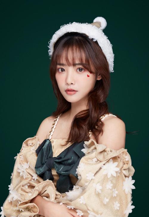 兔子牙2019年12月图片大全 兔子牙图片大全