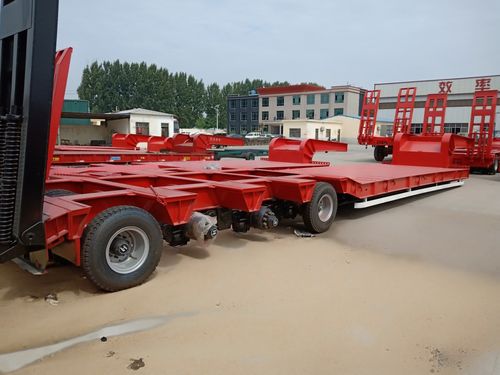 专业定做梁山五线十轴低平板半挂车可选外形尺寸可选高低高结构