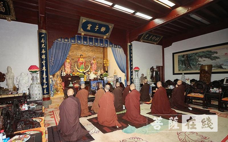 普陀山悦岭净院等寺院结夏安居,礼请道慈大和尚为依止律师