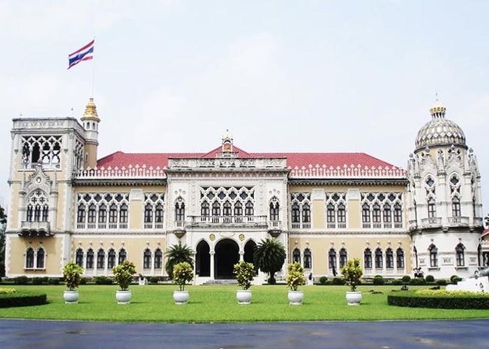 开始卖啦 泰国政府大楼口罩仅售2.5铢