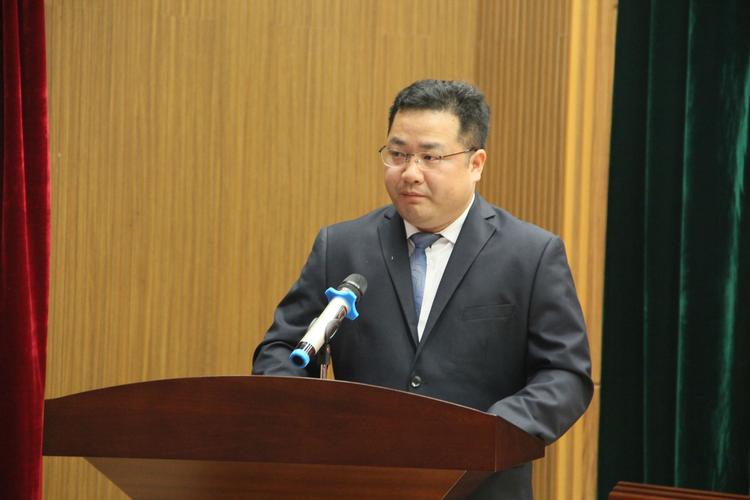 (图为刘会林发表讲话)