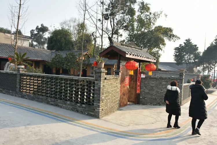2019年正月初一,郫都区唐昌先锋村,农夫记忆广场,举行农夫闹新春民俗