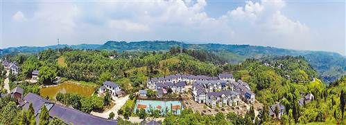 6月29日拍摄的渝北区古路镇草坪村一景.