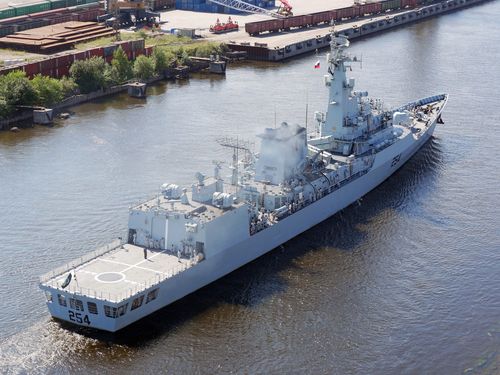 三哥的潜艇为什么总被发现,只因对手用的是中国护卫舰