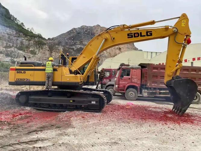 山东临工e6360fplus挖掘机制霸矿山的秘诀