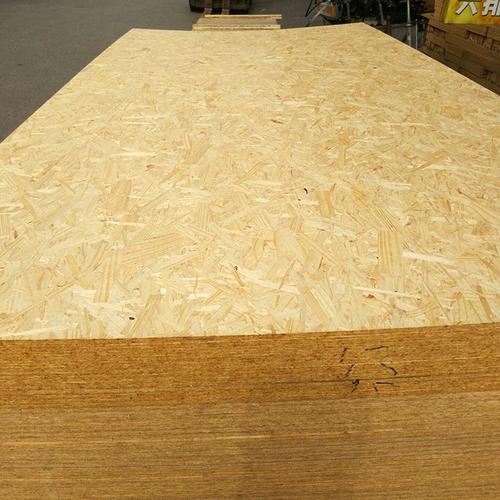 原装进口巴西lp 12mm欧松板e0级osb板木屋定向刨花板装饰家具板