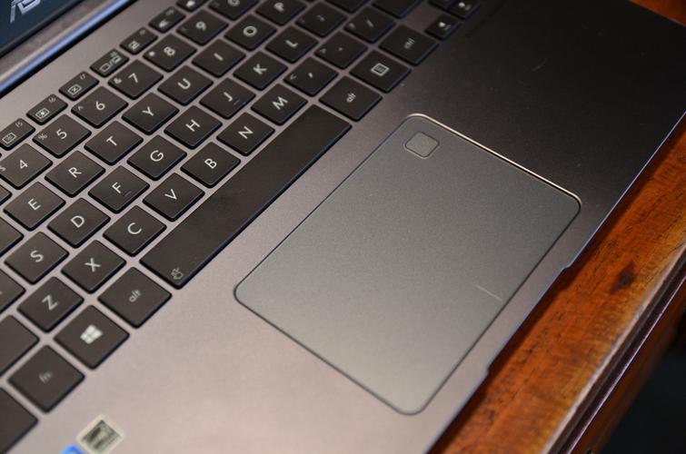 asus zenbook ux430u unboxing, initial review: a very welcome