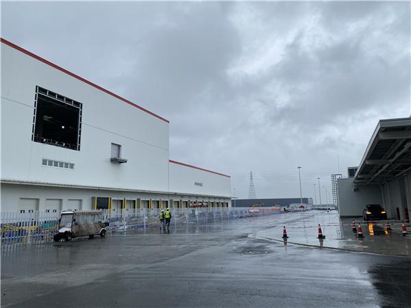 带你走进特斯拉超级工厂