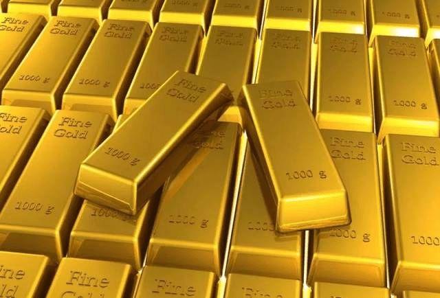 县人社局长收受两根重达1000克的金条退回时竟然退错了对象