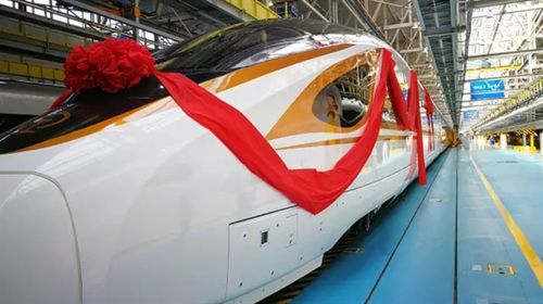 动车组复兴号亮相 中国标准动车组为何命名复兴号?