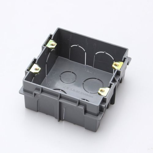 013塑料面板大方120六联正泰暗盒