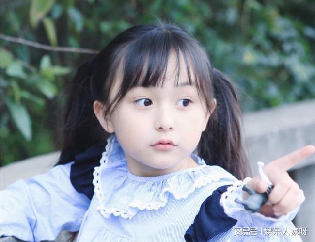 童星也内卷了,张籽沐13岁演17岁高中生,小明兰刘楚恬没小时候火