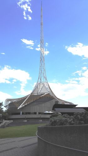 维多利亚艺术中心(victoria arts centre)是墨尔本市的地标性建筑.