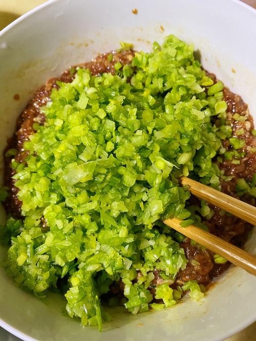 芹菜肉馅饺子