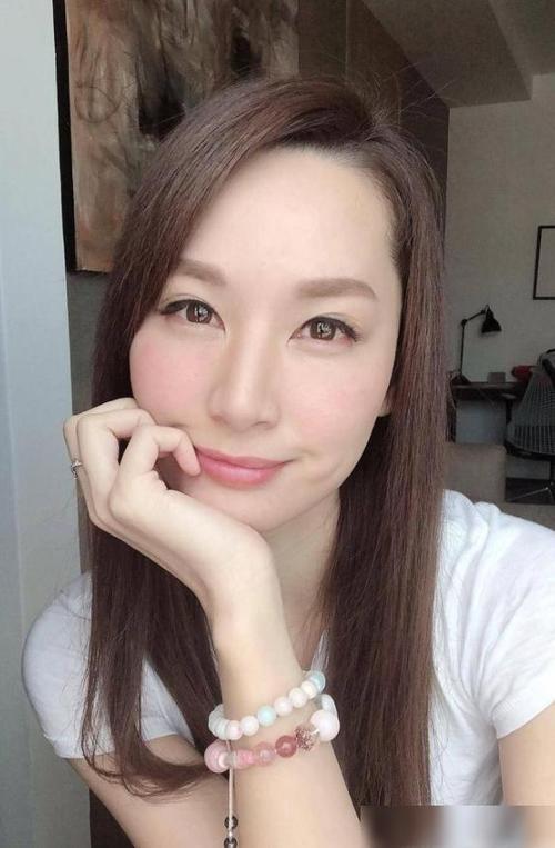 比如《洗冤录》,《陀枪师姐》,《法证先锋》等等.