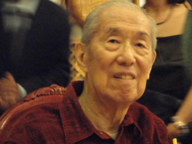 贺田宝岱,刘世纶(叶曼)二老七十二周年婚庆