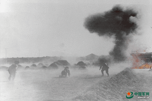 重温经典战役 老照片动起来给你看