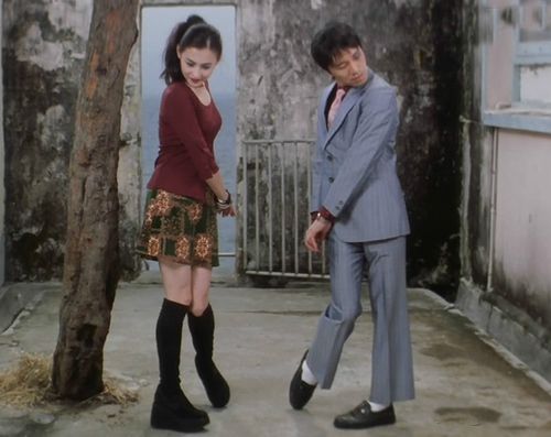 同年,张柏芝有一天得知周星驰想找自己拍电影,她便去了电影《喜剧之王