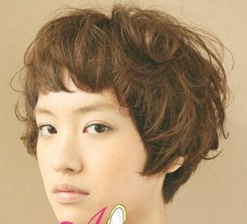 元宵夜狂欢 潮流感日系短卷发推荐(2)-女士发型-发型