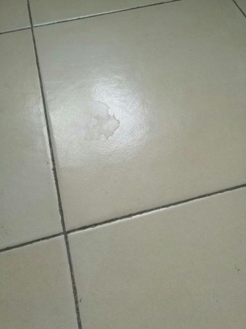 地板上的精斑如何去除