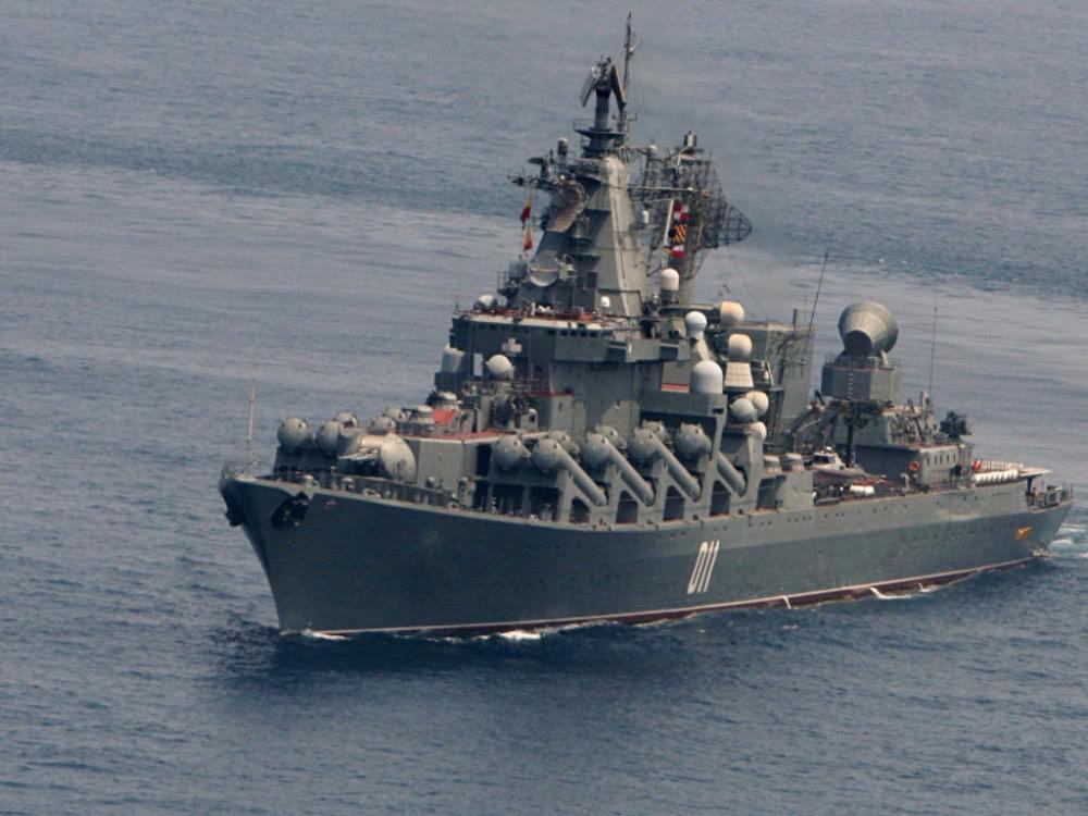 图为俄海军光荣级巡洋舰3号舰瓦良格号