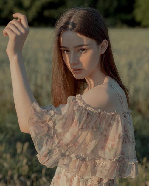 美图看看dashataran达莎塔兰