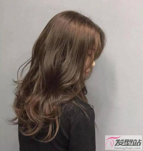 适合长发的半烫发发型 头发烫卷美到忘不了