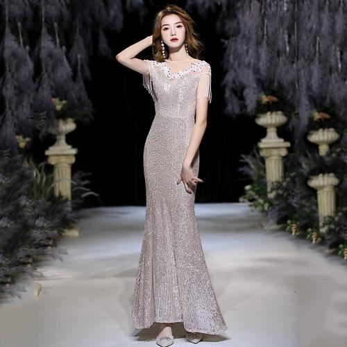 轻奢高端晚礼服裙女2021新款宴会气质名媛年会鱼尾长款主持人亮片