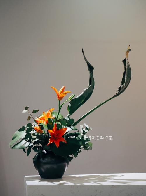 商务插花 | 秋季款 | 倾斜式_插花_秋天去哪玩_咖色_家居家装_家居