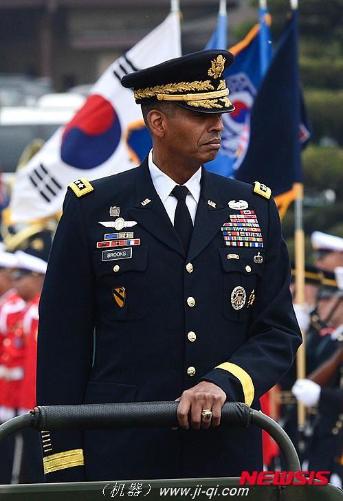 韩国总统候选人文在寅:韩国未来需要核潜艇