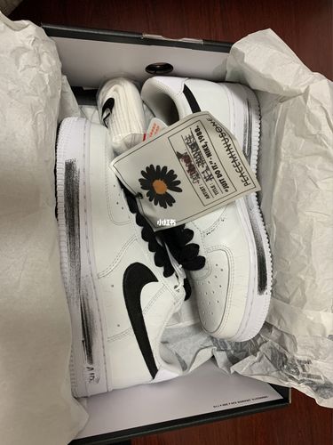 aj权志龙2.0小雏菊 鞋码 38.5 想买的私我_权志龙_air