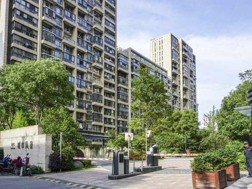 桥西金瑞城市风景朝北次卧合租租房价格信息_杭州拱墅