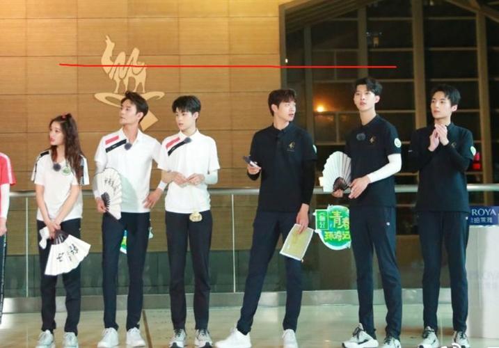 范丞丞的身高有多优越同框娱乐圈其他艺人自带巨人特效