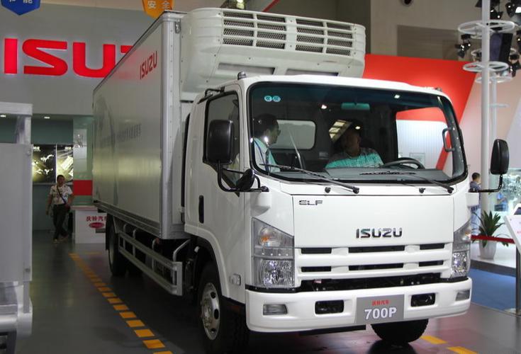 03五十铃700p冷藏车