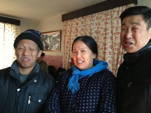 女儿玩直播坑爹,丫蛋离婚,李大美去世,网友劝赵本山保重身体!