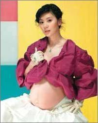 女明星大肚装 谁最有韵味(二)