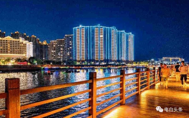 超震撼!电白水东航拍,从高空感受整个城镇的魅力!